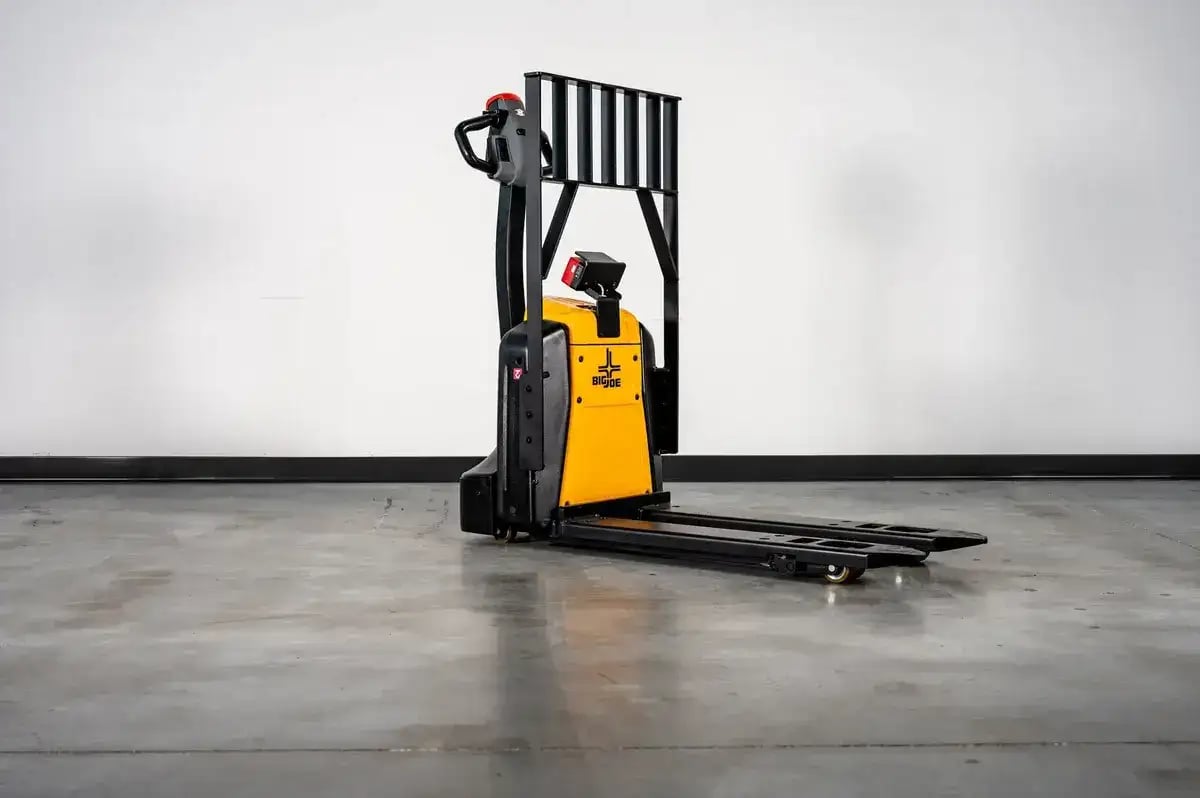 Big Joe Forklifts LPT40 DSD DSC_0458 web-res