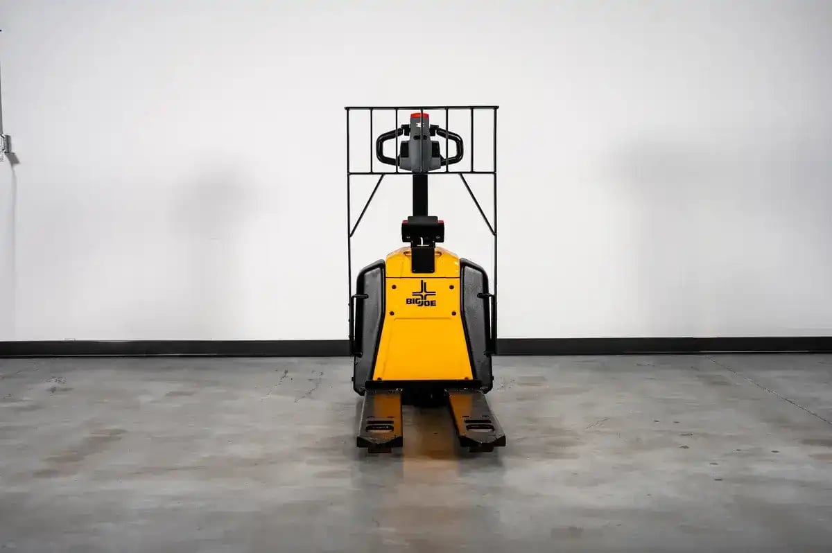 Big Joe Forklifts LPT40 DSD DSC_0462 web-res