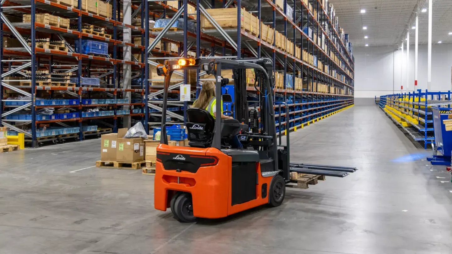 Linde_346-02_E15-E20-206_XXLarge-16-9