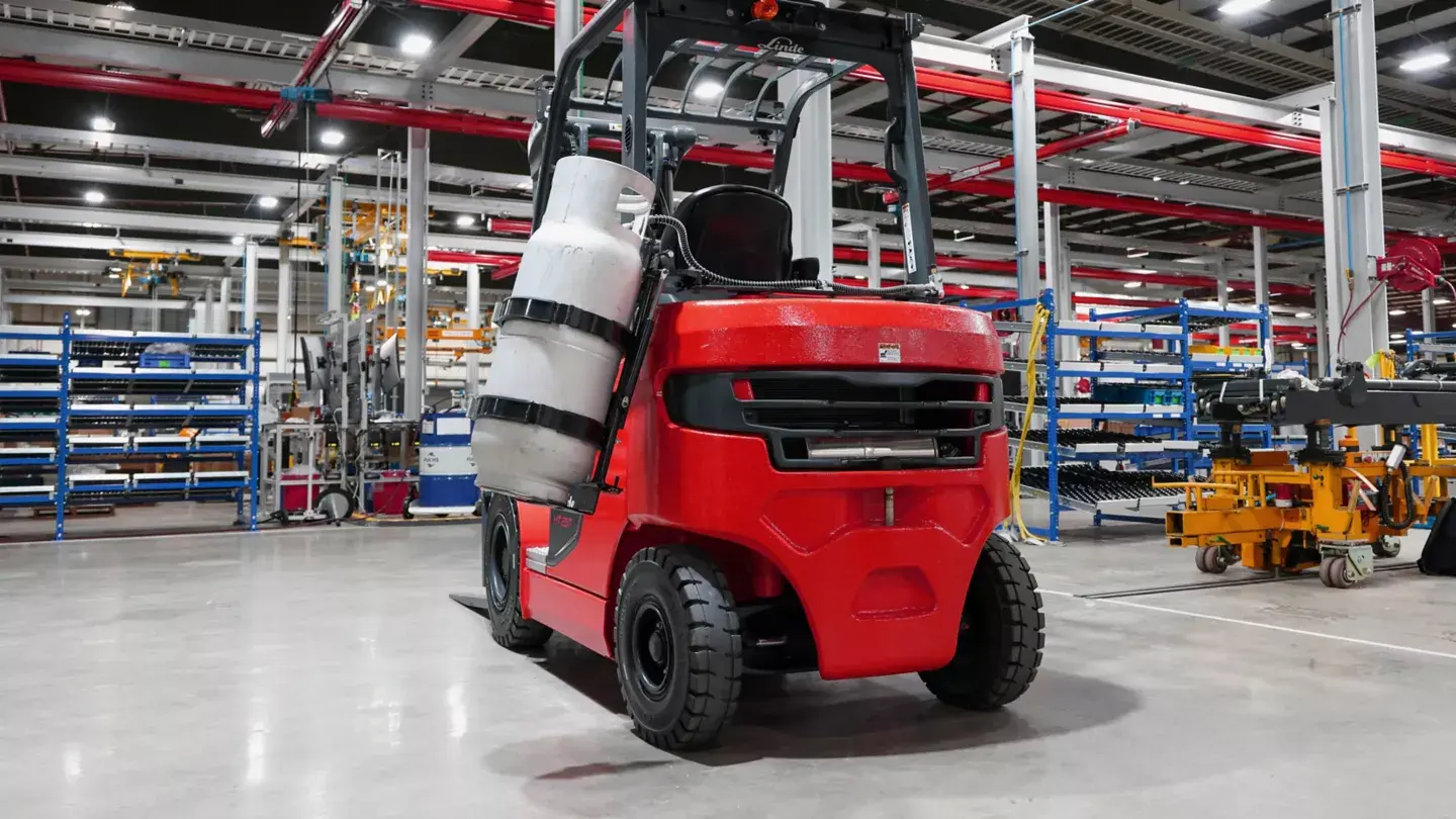 Linde_Series_1320_HT25T_R_App_0040_XXLarge-16-9 Linde_Series_1320_HT25T_R_App_0040_XXLarge-16-9