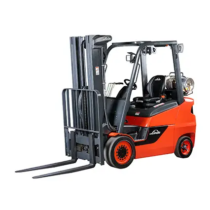 Frontal View of a Red Linde HT25CT Forklift on a White Background